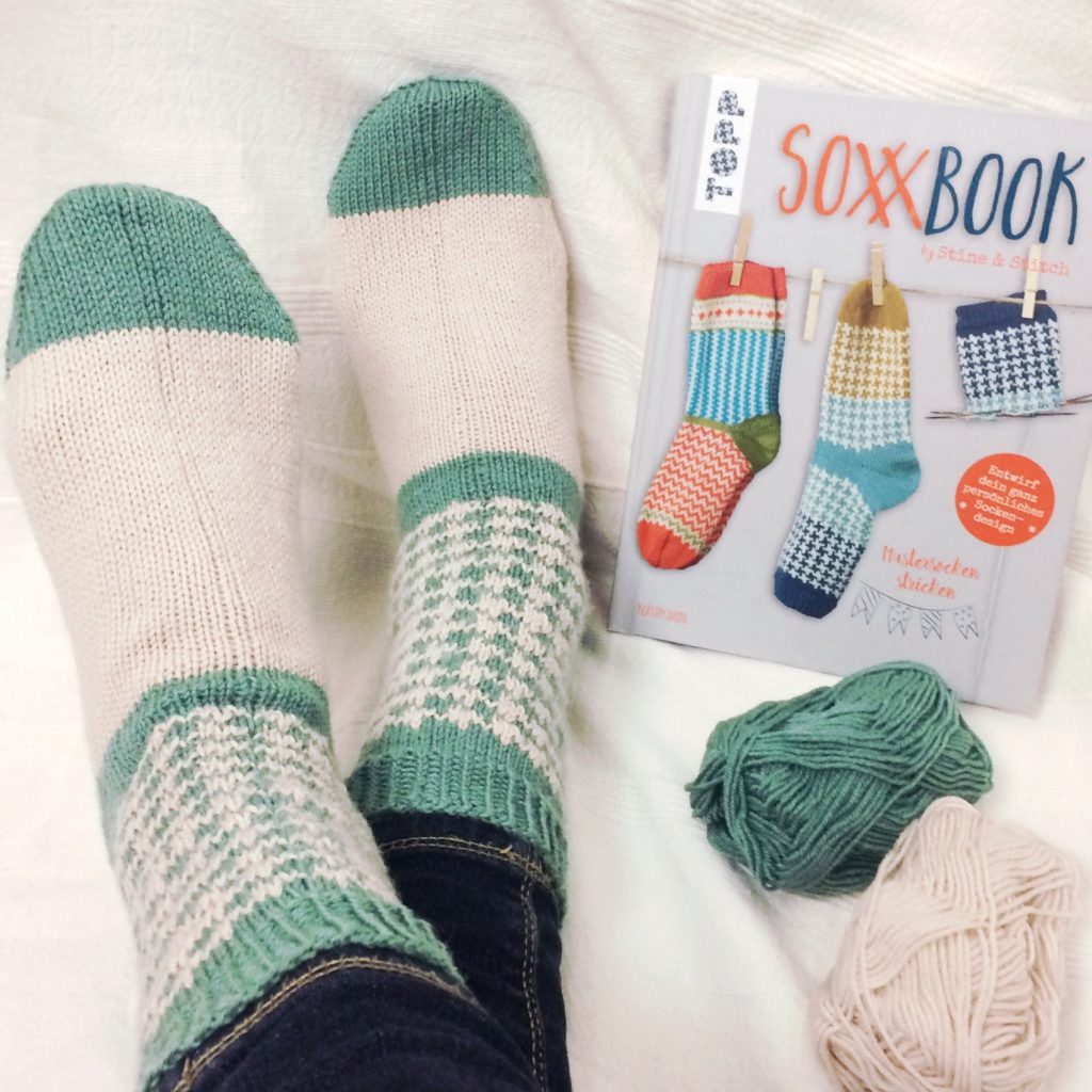 Soxx Book Socken stricken Jacquardmuster